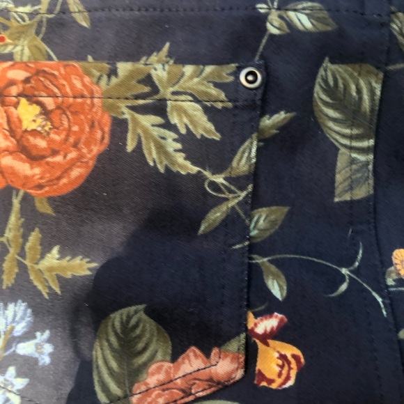 Faded glory beautiful pull up roses - Picture 5 of 6